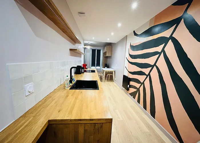 Enghien - New Fully Furnished *