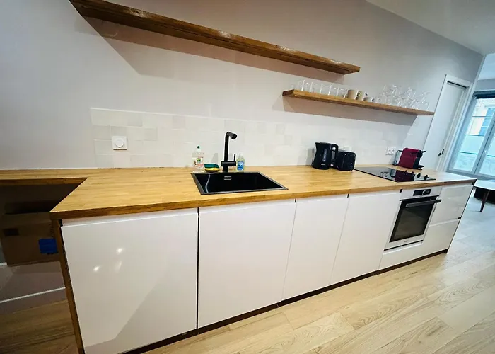 Enghien - New Fully Furnished アパート パリ