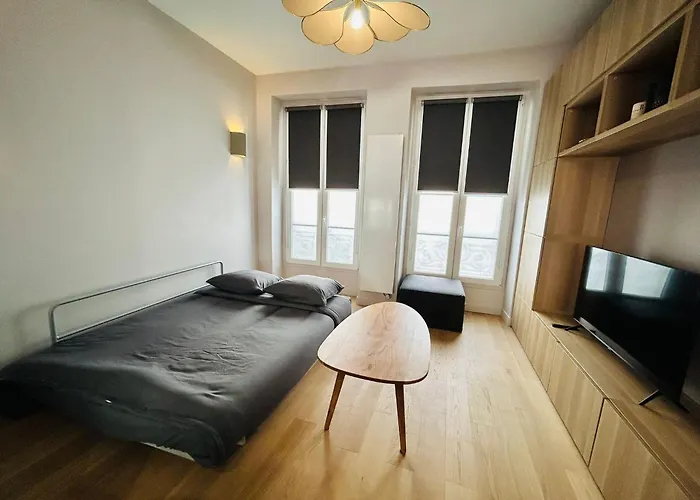 Enghien - New Fully Furnished *